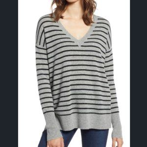 100% Cashmere Nordstrom Halogen V-Neck Sweater